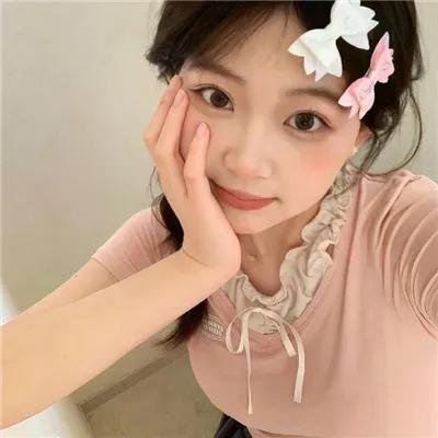 菜肉馄饨海报